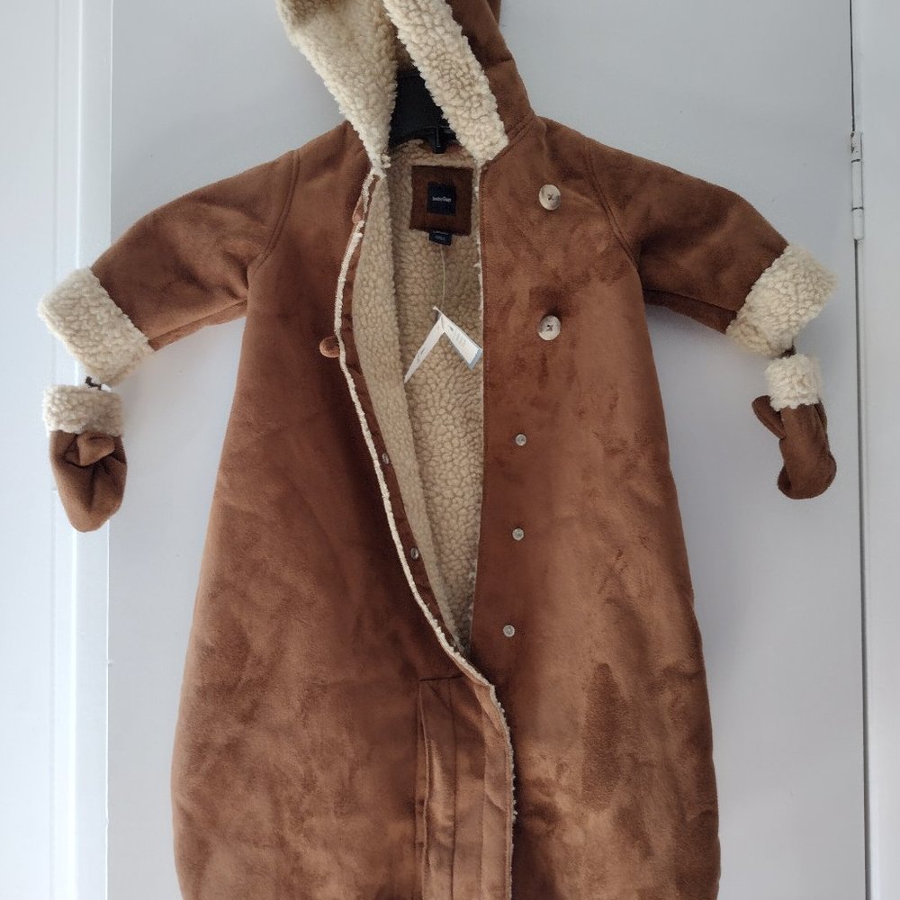 GAP BNWT 3-6mo faux suede baby bunting